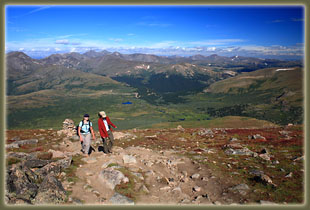 Christine and Andra on the Mt Bierstadt Trail